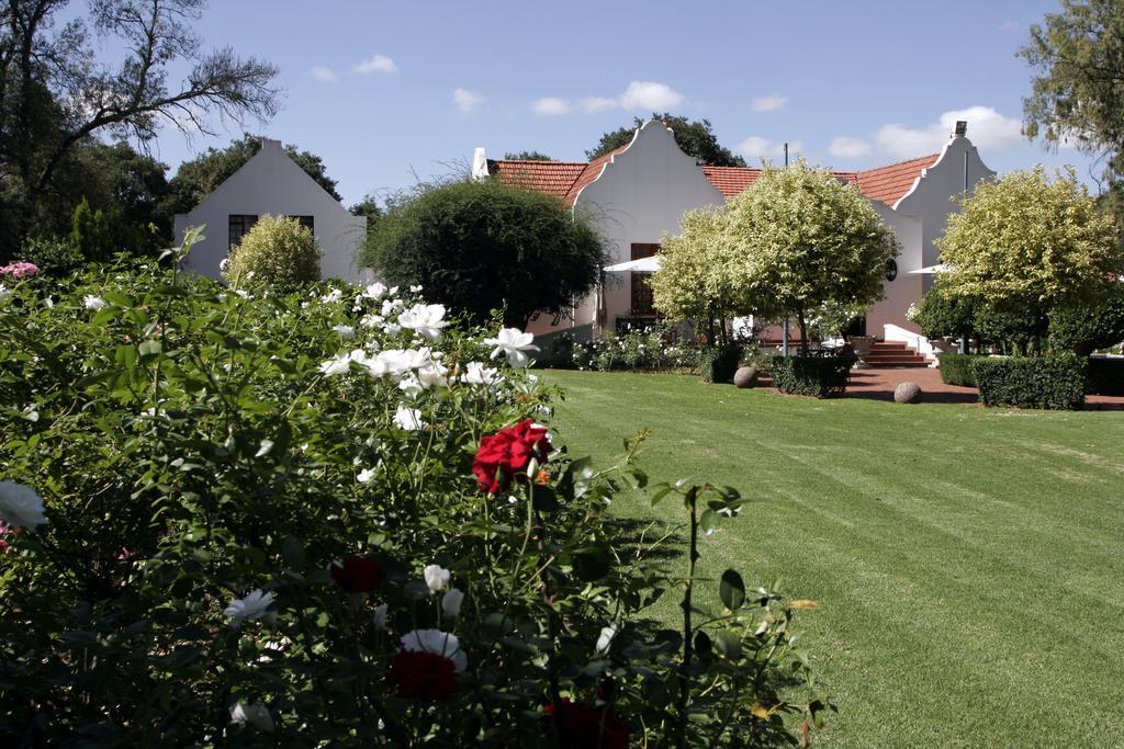 River Meadow Manor Centurion Exterior foto