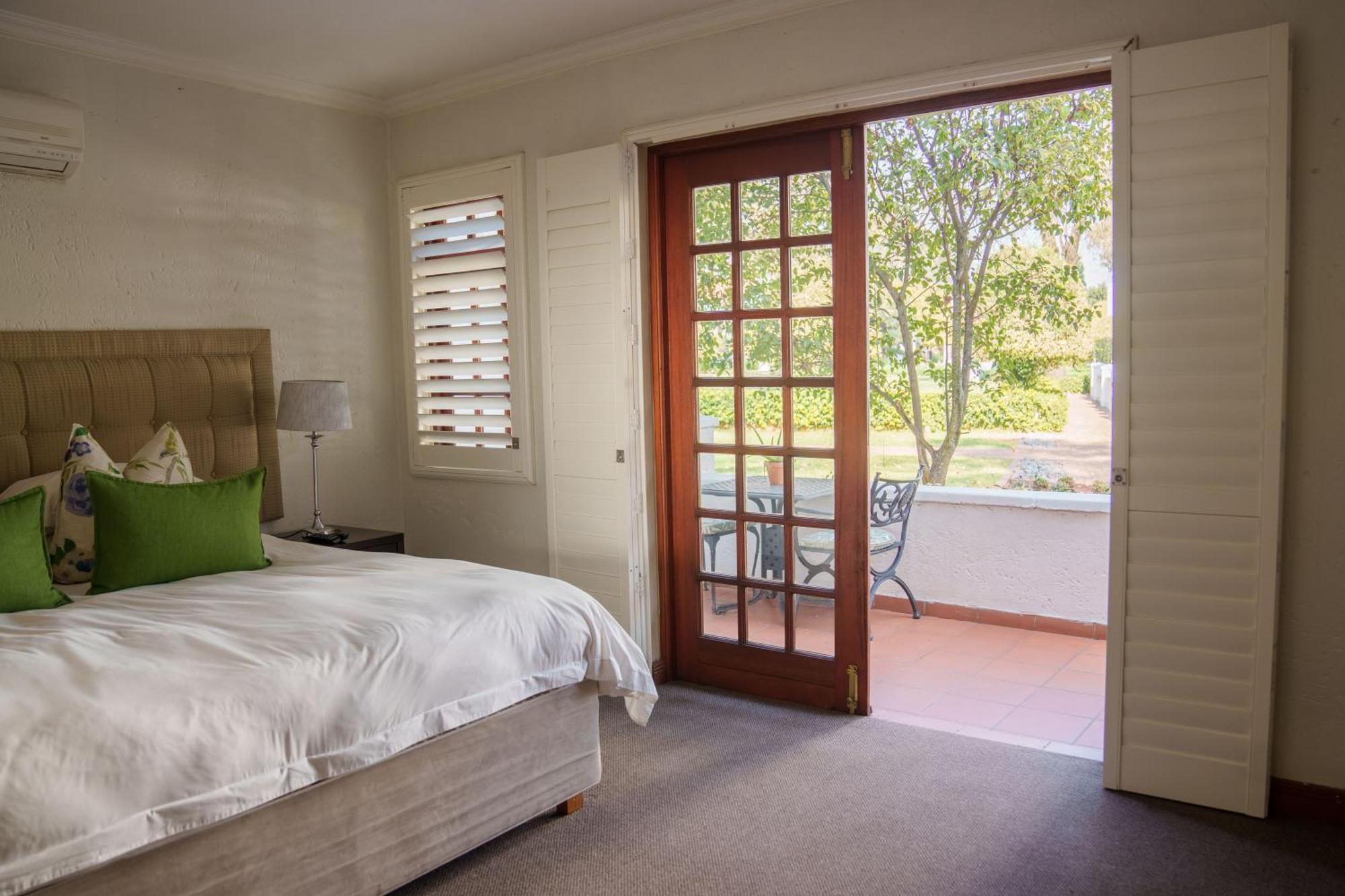 River Meadow Manor Centurion Exterior foto