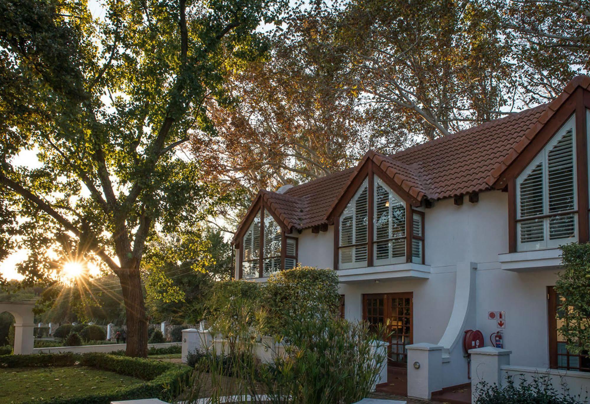 River Meadow Manor Centurion Exterior foto